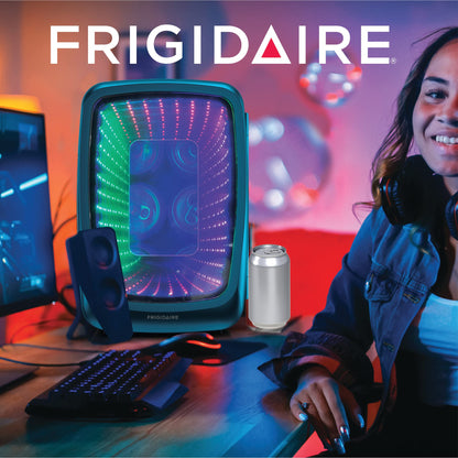 프리지데어 게이밍 LED 미니 음료 냉장고 6캔 4L 스텔스 | Frigidaire Gaming Light Up Mini Beverage Refrigerator
