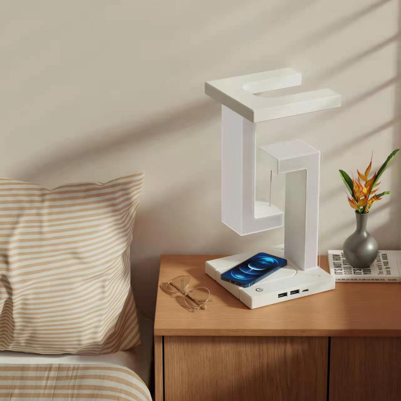 Magnetic Levitation Balance Table Lamp Wireless Charging LED Desk Lamp
